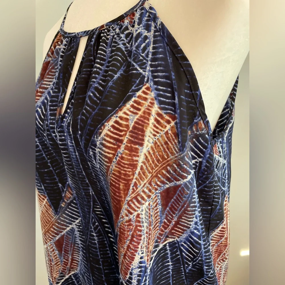 Fun patterned cami. - Picture 4 of 5